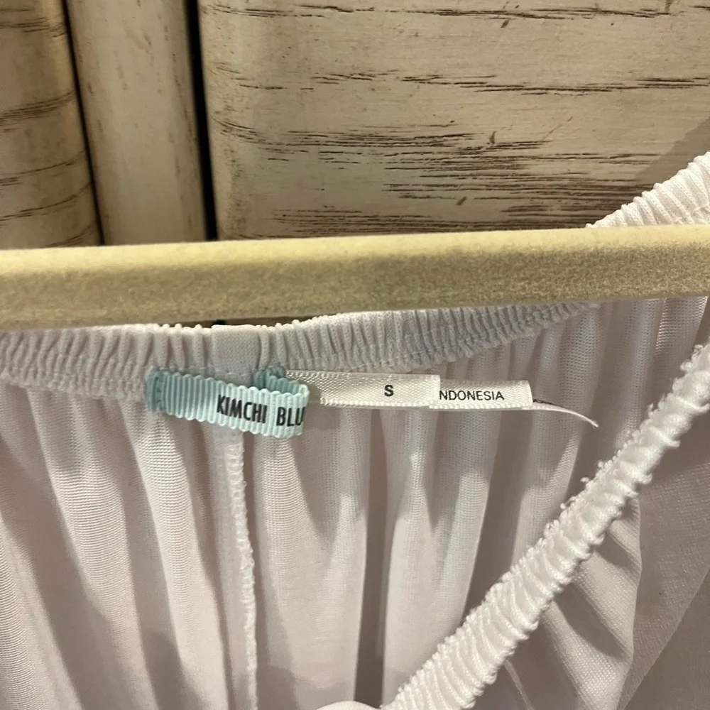 White tunic top - Picture 3 of 3